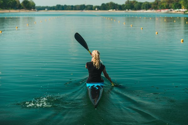 Où trouver les meilleures expériences de kayak dans les fjords de Nouvelle-Zélande?